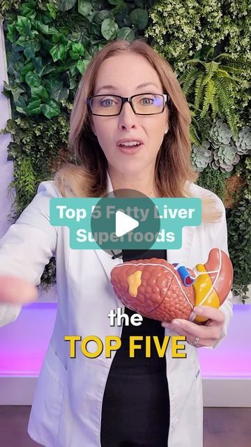 Dr. Janine Bowring, ND on Instagram: "Top 5 Fatty Liver Superfoods
 
Are you looking for ways to improve your liver health and combat fatty liver disease? 

Look no further! 

In this video, Dr. Janine shares her top 5 fatty liver superfoods that can help support and heal your liver.
 
From leafy greens to healthy fats to antioxidant-rich berries, these foods are easy to incorporate into your diet and can have a big impact on your liver health. 

Watch this video to learn about the best foods for your liver and start incorporating them into your meals today for a healthier, happier liver! 

#fattyliver #liver #liverhealth" How To Improve Liver Health, Food For Healthy Liver, Foods For Your Liver, Heal Your Liver, Liver Diet Plan, Healthy Liver Diet, Cleanse Your Liver, Liver Diet, Health Watch