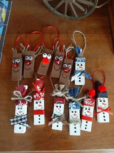 Cute Diy Christmas Ornaments Simple, Christmas Ornaments Made With Jenga Blocks, Diy Mini Tree Ornaments, Mini Jenga Block Ornaments, Tumbling Tower Block Ornaments, Trending Wood Crafts To Sell, Jenna Block Christmas Ornaments, Jenga Piece Ornaments, Jenna Block Christmas Crafts