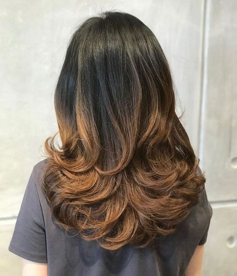 Long Hair with Lots of Layers Layered Thick Hair, Mid Length Layered Haircuts, Layered Haircuts For Women, Layered Haircuts With Bangs, Layered Curly Hair, Medium Layered Haircuts, Hairstyles For Layered Hair, Mega Hair, Layered Bob Hairstyles