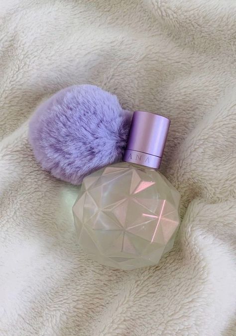 Ariana Grande Perfumes, Perfume Ariana Grande, Koleksi Parfum, Ariana Perfume, Ariana Grande Fragrance, Ariana Grande Perfume, Not In The Mood, Perfume Collection Fragrance, Celebrity Perfume