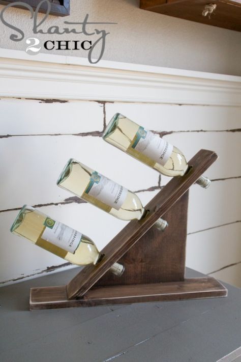 Wooden-Table-Top-Wine-Holder-DIY Diy Gifts Wood, Diy Wine Bottle Holder, Wine Bottle Holder Diy, Cool Wine Racks, Diy Wine Bottle, Wood Gifts Diy, Wine Holders, Easy Diy Christmas Gifts, Wooden Wine Rack