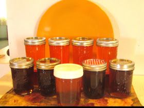 Dr Pepper Jelly Recipe, Corn Cob Jelly, Vintage Dr Pepper, Diy Canning, Fruit Butters, Pepper Jelly Recipes, Easy Canning, Glass Pantry, Pepper Jelly