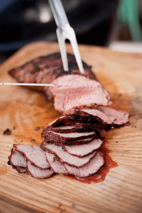 Smoked Tri Tip, Beef Tri Tip, Tip Roast, Traeger Grill Recipes, Rib Steak, Pellet Grill Recipes, Traeger Recipes, Barbecue Ribs, Bbq Beef