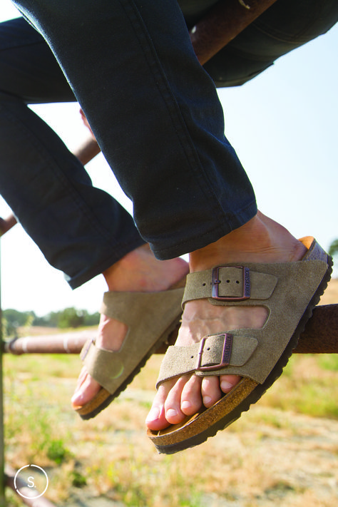 Men Summer Sandals, Birkenstock Arizona Men, Men In Birkenstocks, Men’s Birkenstocks, Men’s Sandals, Mens Birkenstocks, Birkenstock Sandals Men, Best Sandals For Men, Man Sandals