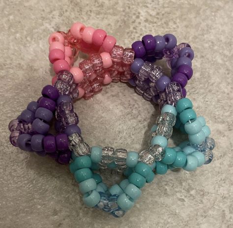 Simple Kandi Cuff Patterns, Kandi Star Cuff, Kandi Patterns Bracelets, Kandi Star, Rave Kandi Ideas, Kandi Crafts, Kandi Jewelry, Kandi Inspiration, Kandi Perler