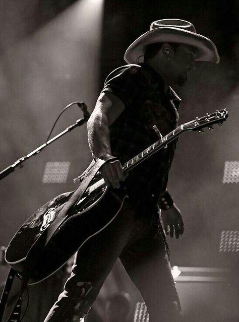 love this pic of JA Jason Aldean Concert, Jason Alden, Cole Swindell, Play That Funky Music, Country Lyrics, Jason Aldean, Country Music Stars, Country Men