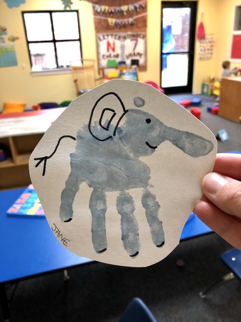 Elephant Projects For Preschool, Ellie Elephant Craft, Elephant Lesson Plan Preschool, Elephant Art Activity, Elephant Art Preschool, Preschool Elephant Activities, Elephant Preschool Craft, Elephant Preschool Activities, Elephant Activities For Kids