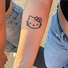 https://pin.it/7mq0E6V2S Hello Kitty Tattoo Design, Tattoo Hello Kitty, Small Henna Tattoos, Easy Henna Designs, Hello Kitty Tattoo, Kitty Tattoos, Cute Henna Designs, Tattoos Cute, Kitty Tattoo