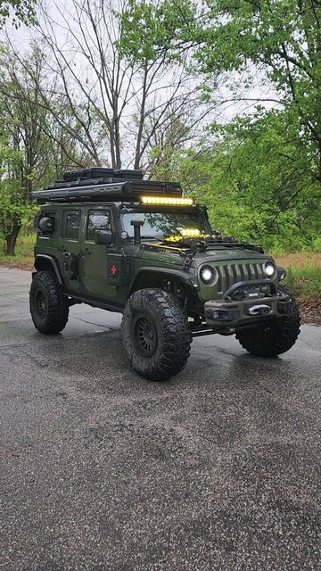 Jeep Wrangler Camping, Jeep Jku, Green Jeep, Custom Jeep Wrangler, 2016 Jeep Wrangler, Jeep Mods, Jeep Wrangler Unlimited Rubicon, Bug Out Vehicle, Dream Cars Jeep