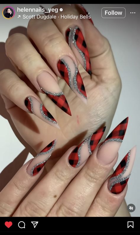 Stiletto Nail Art Christmas, November Nail Design Ideas, Christmas Nail Art Designs 2022, Christmas Nail Designs 2022, Stiletto Nails Christmas, Bling Christmas Nails, Plaid Nails Christmas, Holiday Nails 2022, Christmas Stiletto Nails