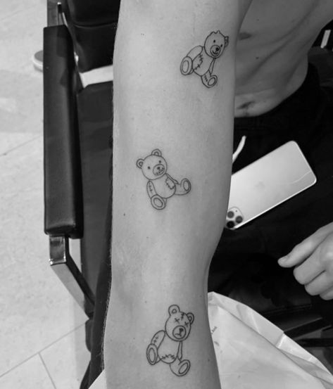 Austin Tattoo, Nick Austin, Bear Tattoos, Jaden Hossler, Bear Tattoo, Dream Tattoos, Matching Tattoos, S Tattoo, Long Hair Styles Men