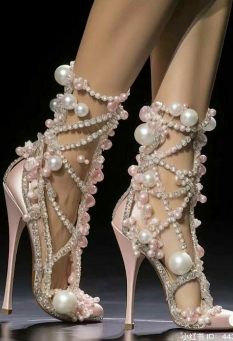 Fairy Core Sandals, Fairy Heels, Shoe References, Elite Aesthetics, Whimsical Shoes, Shoe Hacks, Pretty Heels, Fairy Shoes, Fashion Shoes Heels