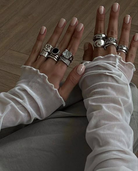 Dope Jewelry, Chunky Jewelry, Funky Jewelry, Jewelry Lookbook, Stacked Jewelry, 가을 패션, Jewelry Inspo, Dream Jewelry, Stylish Jewelry