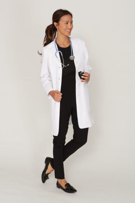 What kind of stuff does a nurse need? The ultimate list of nurse gear Female Doctor Outfit, Lab Outfit, Business Professional Outfits Women, White Coat Outfit, Women's Lab Coats, Women's Lab Coat, White Lab Coat, White Coat Ceremony, Doctor Outfit