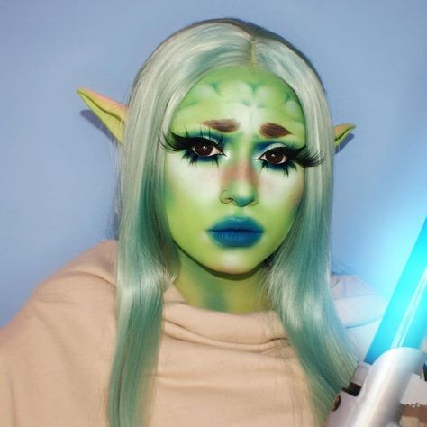 Yoda Cosplay, Sci Fi Makeup, Star Wars Makeup, Mandalorian Cosplay, Mehron Makeup, Star Wars Mandalorian, New Tv Series, Makeup Challenges, Fingernail Polish