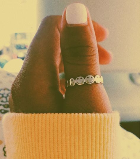 #nails #rings #jewelry #yellowaesthetic #vsco Surfer Girl Outfits, Nails Rings, Jewlery Rings, Pinterest Jewelry, Nail Ring, Summer Bracelets, Yellow Aesthetic, Rings For Girls, Surfer Girl