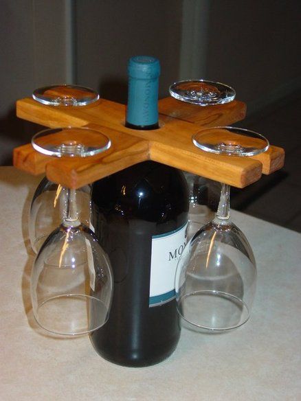 My version of a Wine Glass Holder for a Wine Bottle Diy Gifts Easy, Wine Bottle Glass Holder, Caddy Diy, Pallet Wine, Wine Caddy, Wine Craft, Wood Wine Racks, Wine Bottle Holder, Diy Wine Rack