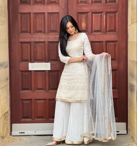 Indian Engagement Outfit, White Sharara, Suits For Women Indian, Dress Kurti, Elegant Fashion Outfits, Sharara Designs, Trendy Party Dresses, Womens Bridesmaid Dresses, Bridal Attire