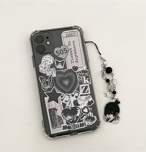 Phone Cases Aesthetic Anime, Aesthetic Phone Case Pictures, Skz Phone Case Aesthetic, Megumi Phone Case, Clear Case Ideas With Pictures, Aesthetic Phonecase Ideas, Phone Case Clear Ideas, Acubi Phone Cases, Acubi Phone Case