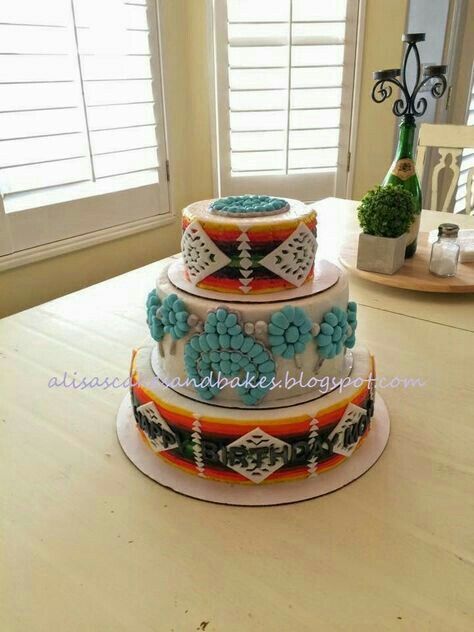 Country Birthday Cakes, Native American Cake, Western Birthday Cakes, Western Wedding Cakes, Native Wedding, Navajo Wedding, Indigenous Fashion, Cow Birthday Parties, Cow Cakes