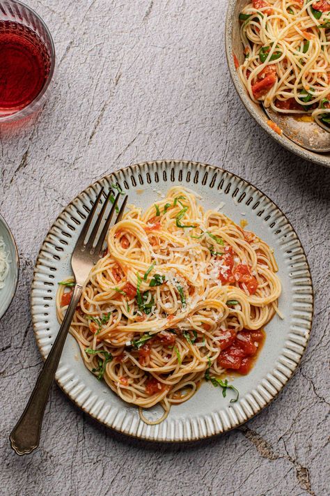 Cappellini Pomodoro, Capellini Pasta Recipes, Capellini Pomodoro Recipe, Capellini Pomodoro, Summer Squash Pasta, Pomodoro Recipe, Pasta With Tomatoes, Pasta Pomodoro, Squash Pasta