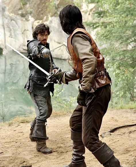 Halberd Pose, Rapier Pose, Dynamic Swordsman Poses, Double Swordsman Pose, Medieval Swordsman, Swordfighting Reference, The Musketeers Tv Series, Bbc Musketeers, Tom Burke