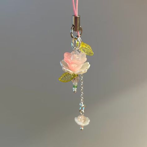 Annie Rose, Ethereal Jewelry, Diy Bracelets Tutorials, Handmade Keychains, Handmade Keychain, Beading Jewelery, Bead Charms Diy, Pink Lotus, Necklaces And Bracelets