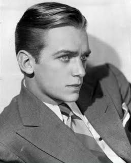 Douglas Fairbanks Looking Sharp in Classic Men's Fashion of the 1920s    Read more: http://www.1920s-fashion-and-music.com/1920s-mens-fashion.html#ixzz1y5ndC69V  1920s Fashion and Music 1920s Mens Hair, 1920s Mens Fashion, 1920s Men, A Man In A Suit, Douglas Fairbanks, 1920s Hair, Man In A Suit, Mens Fashion Smart, Mens Fashion Classic