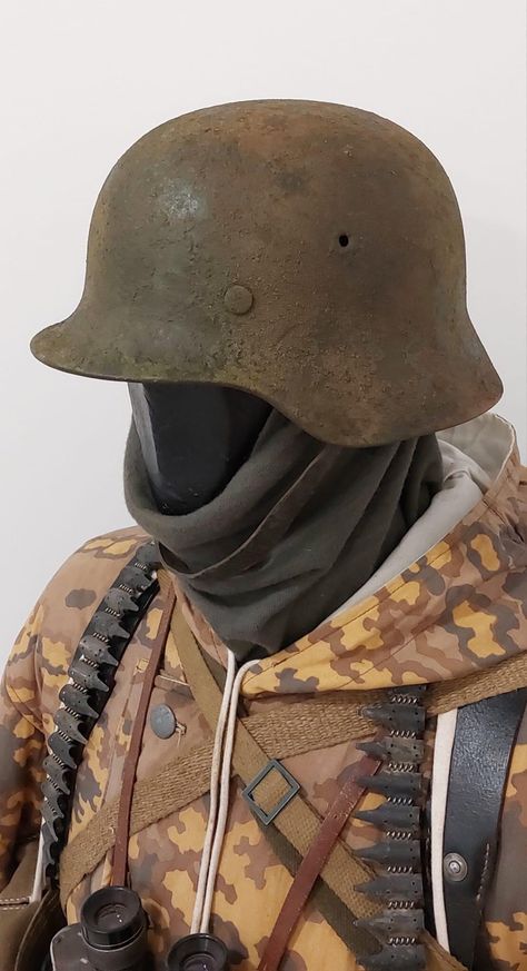 Ww1 Armor, Military Hats, Military Helmet Drawing, Ww1 Helmet, Military Suit, Ww1 German Helmet, Soldier Helmet, Zombie Army, German Helmet