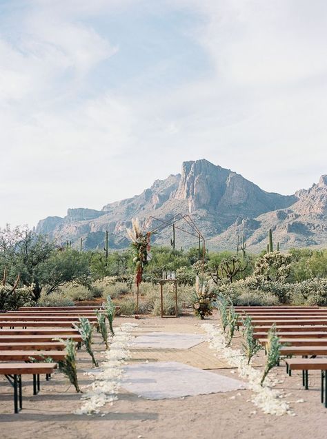 A dreamy ceremony venue with Superstition Mountains as the background l Image by Saje Photography Desert Stars, Arizona Desert Wedding, Southwestern Wedding, Arizona Wedding Venues, Superstition Mountains, Scottsdale Wedding, Sedona Wedding, Arizona Desert, Fun Wedding Invitations