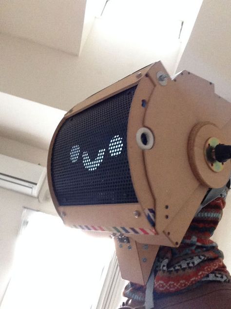 Robot Tv Head, How To Make A Tv Head Out Of Cardboard, Cardboard Tv Head, Inside Out2, Tv Heads, Anime Props, Robot Tv, Object Head, Object Heads