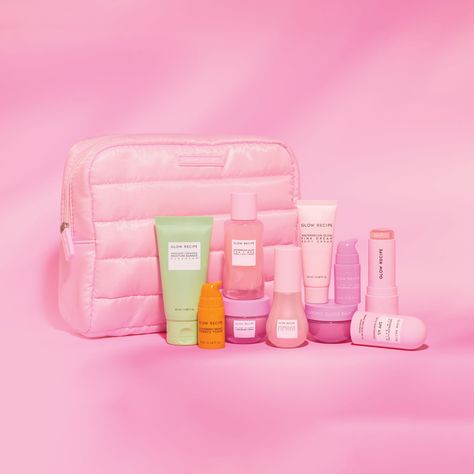 Glowing somewhere? This travel kit has everything you need to maintain glowing skin, no matter your destination. Make packing a breeze with this assortment of carry-on approved best-sellers and a Pink Dream Pillow pouch that fits all your travel essentials (and more) - at 15% off. Kit Includes: Avocado Ceramide Moistur Plum Plump, Skincare Kits, Preppy Makeup, Watermelon Glow, Travel Skincare, Skin Quiz, Dream Pillow, Sephora Skin Care, Skincare Inspiration