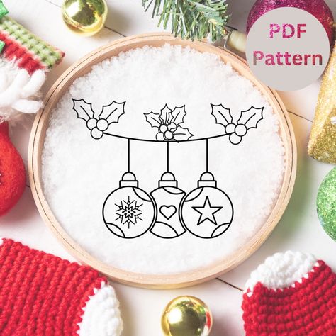 Christmas Embroidery Patterns Free, Embroidery Patterns Free Templates, Embroidery Circle, Christmas Hand Embroidery, Embroidery Ornaments, Winter Embroidery, Hand Embroidery Patterns Free, Embroidery Lessons, Christmas Embroidery Patterns