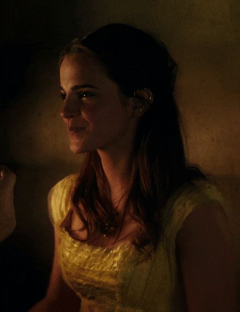 Emma Watson Harry Potter, Emma Watson Belle, Disney Live Action Movies, Beauty And The Beast Movie, Dan Stevens, Disney Live Action, Hermione Granger, Narnia, Emma Watson