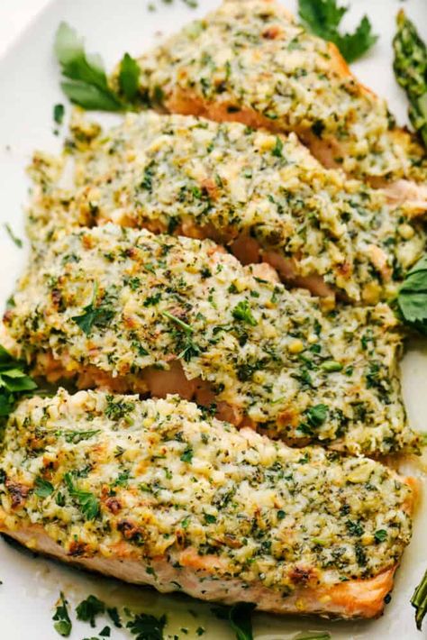 Garlic Herb Marinade, Garlic Herb Salmon, Herb Marinade, Salmon Dinner Recipes, Herb Salmon, Salmon Recipes Baked Healthy, Salmon In Foil, Fish Dinner Recipes, Salmon Dinner