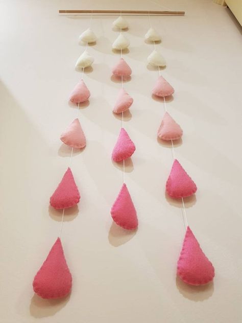 Raindrop Garland, Mobile Ideas, Baby Mobiles, Cot Mobile, Ombre Pink, Girls Nursery, Baby Development, Nursery Decor Girl, Nursery Inspiration