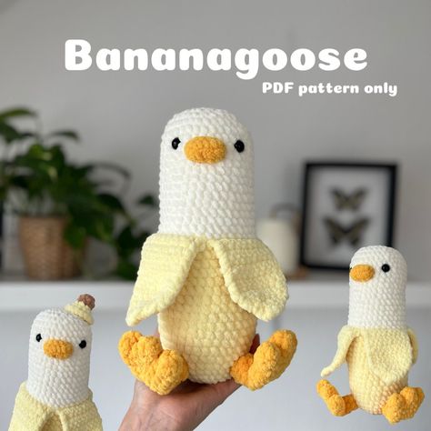 When purchasing this item, you will receive a PDF crochet pattern to download, not the finished Bananagoose. The pattern consists of eight pages and includes specific crochet instructions, a list of materials, and an abbreviation key. The pattern is written in English. If you have any questions, feel free to contact me via message or on Instagram (@therapyonmyhook). Thank you for visiting my shop! <3 Note: This pattern is for personal use only. The contents of this pattern may not be copied, dis Banana Slug Crochet, Bananasaurus Crochet Pattern, Crochet Orangutan Free Pattern, Lily Pad Crochet Pattern, Banana Dinosaur Crochet, Argumini Crochet, Things To Crochet For My Boyfriend, What Yarn To Use For Crochet, Easy Frog Crochet Pattern