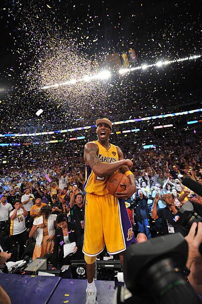 NBA Finals Game 7: Boston Celtics v Los Angeles Lakers Kobe Bryant Lakers, Kobe Bryant Poster, Bryant Lakers, Kobe Bryant Family, Kobe & Gigi, Kobe Bryant Nba, Basketball Players Nba, Kobe Bryant Pictures, Bola Basket