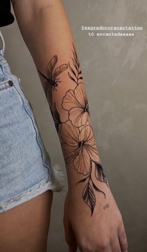 Flower Line Work Tattoo, Hibiscus Sleeve Tattoo, Around Arm Tattoo, Arm Sleeve Tattoos For Women, History Tattoos, Petite Tattoos, Forearm Tattoo Women, Pretty Tattoos For Women, Dope Tattoos For Women