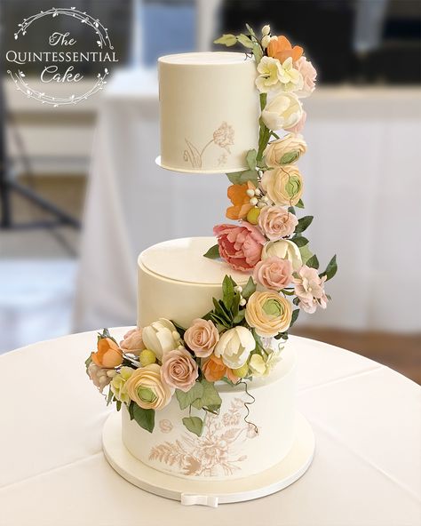 Chicago Luxury, Fancy Wedding Cakes, Cake Structure, Artist Cake, Wedding Cake Display, Tiered Cake Design, Elegant Birthday Cakes, Dream Wedding Cake, Luxury Wedding Cake