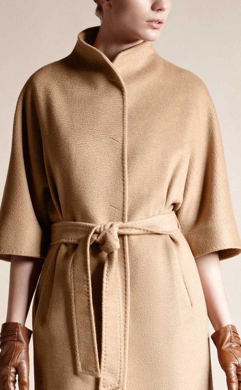 Cinzia Rocca - Moda Italiana Hipster Dress, Cinzia Rocca, Womens Suits Business, Chic Coat, Check Coat, Fashionista Clothes, Neutral Outfit, Brown Coat, Luxury Clothing