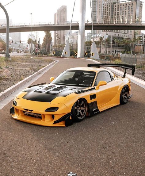 Mazda Rx 7, Pimped Out Cars, Best Jdm Cars, Gt Cars, Rx 7, Mazda Rx7, Classy Cars, Tuner Cars, Japan Cars