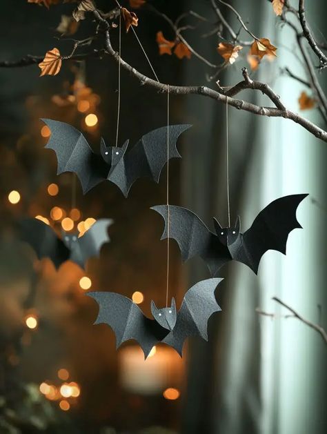 Cheap Halloween Decorations Party, Hanging Bats Diy, Diy Hanging Halloween Decorations Outdoor, Hanging Bats For Halloween, Diy Halloween Window Decorations, Cheap Diy Halloween Decorations, Cheap Halloween Diy, Halloween Window Decorations, Cheap Halloween Decorations