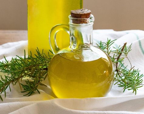 Rosemary Infused Olive Oil, Olive Oil Recipes, White And Blue Flowers, Infused Olive Oil, Black Seed Oil, Rosemary Oil, Infused Oils, Printed Cups, Oil Shop