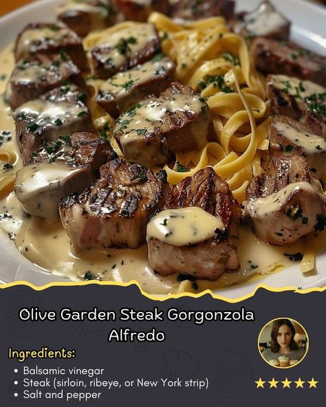 Steak Gorgonzola Alfredo, Gorgonzola Alfredo, New York Steak Recipe, Steak Alfredo, Steak Sirloin, Steak Gorgonzola, Hotdish Recipes, Beverages Recipes, New York Strip