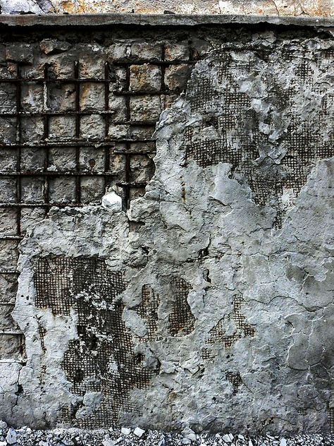 Damaged Concrete Industrial Decay, House Wall Design, Mixed Media Art Tutorials, Industrial Aesthetic, Set Design Theatre, Cement Wall, Concrete Texture, Concrete Art, Brutalism