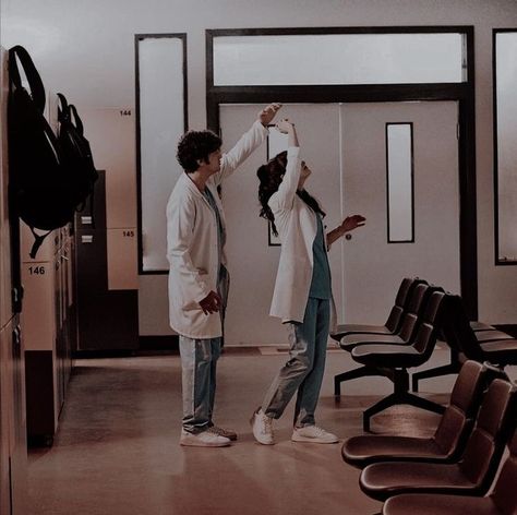 Med Couple Aesthetic, Hospital Love Aesthetic, Doctor Romance Aesthetic, Medical Romance Aesthetic, Medical Couple Aesthetic, Medical Life Aesthetic, Surgeon Couple, Doctor And Lawyer Couple Aesthetic, Doctor Astethic