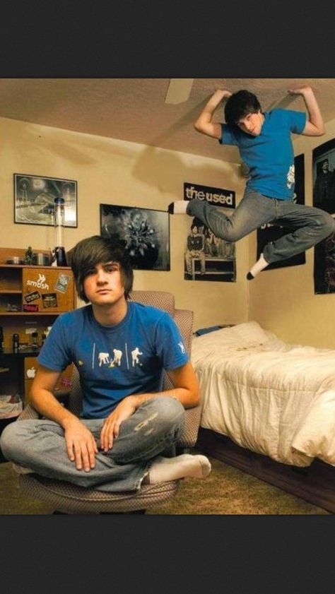 Old smosh picture Anthony Padilla 2000s, Smosh Anthony, Smosh Squad, Smosh Games, Anthony Padilla, Funny Road Signs, Disney Princess Tattoo, Alternative Disney, Punk Princess