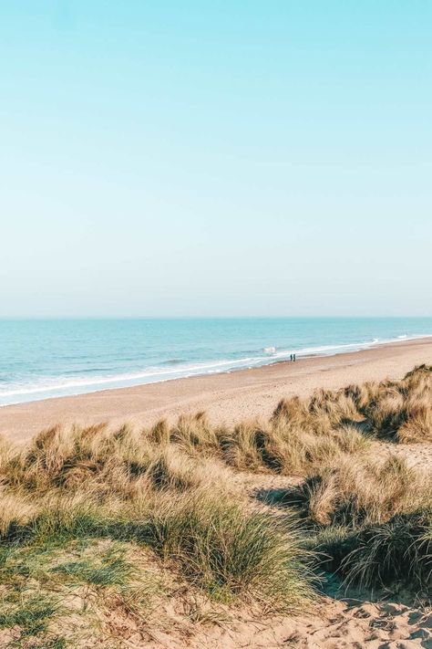 11 Very Best Things To Do In Great Yarmouth List Aesthetic, Caravan Holiday, Holiday 2022, Great Yarmouth, United Kingdom Travel, 2023 Vision, Holiday Park, Hand Luggage, Home Inspiration