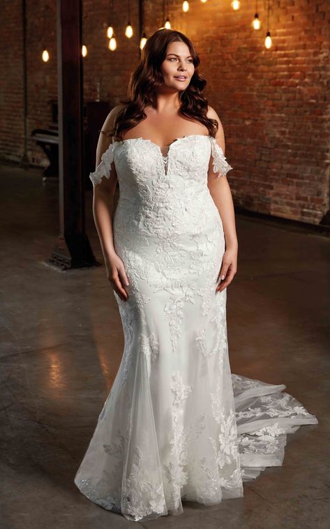 AVRIL is a Fit-n-Flare gown with beaded ivory lace and sequins over an ivory tulle, with a champagne-skin unlined back. Style: avril_ur526  classic wedding gown, curvy wedding dress, plus size fashion    #curvybride #curvydress #curvyweddingdress #curvyweddinggown #curvygown #curvyfashion #curvybrides #curvywedding Curvy Wedding Dress, Wedding Gown Accessories, Curvy Wedding, Eddy K, Plus Size Brides, Plus Size Wedding Gowns, Essense Of Australia, Sisters Dress, Flare Gown